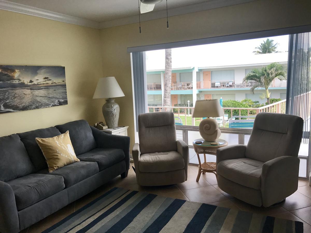 Sunrise Ocean Suites Hillsboro Beach Exterior photo
